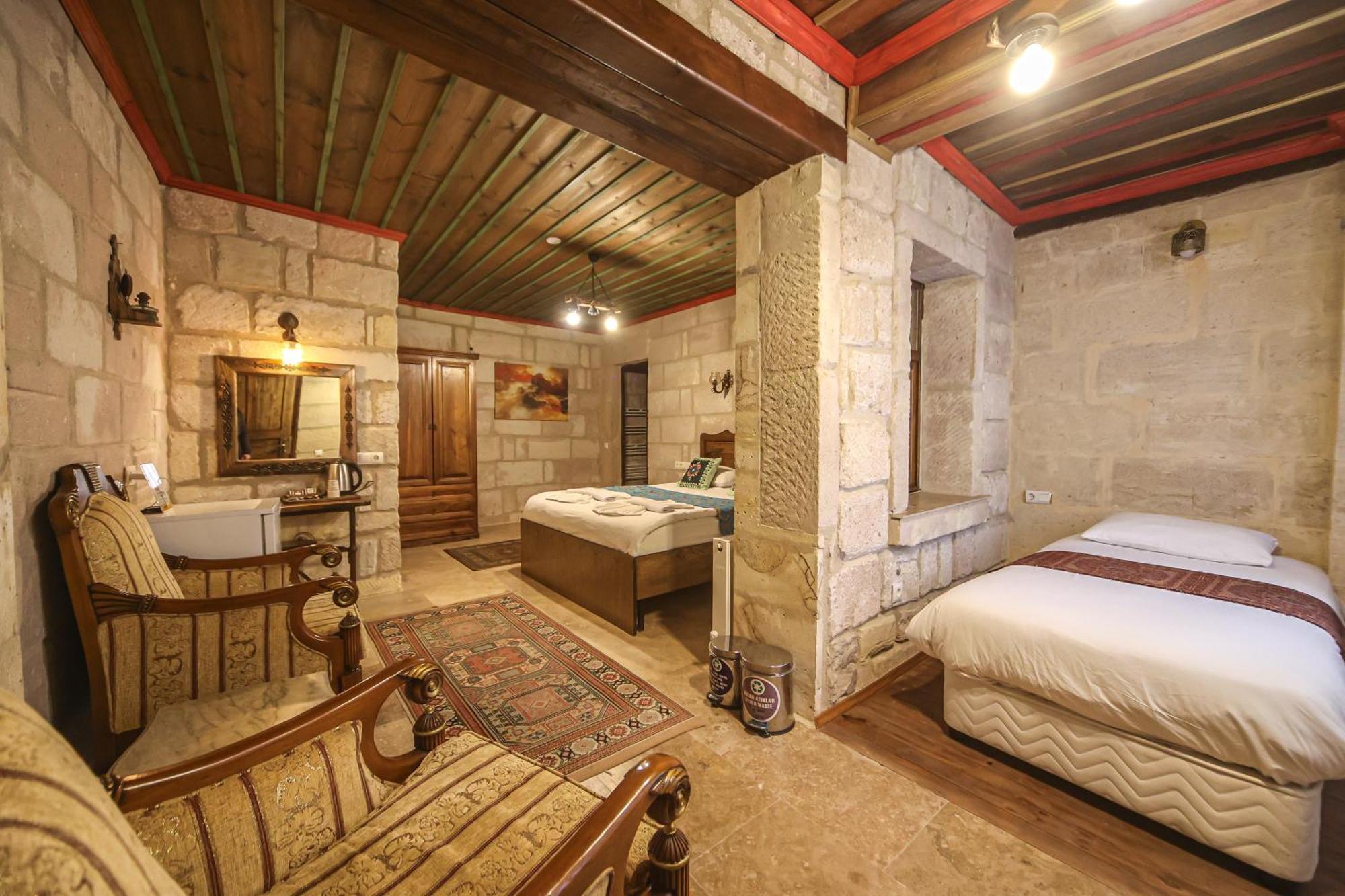 Luwian Stone House Hotell Göreme Exteriör bild