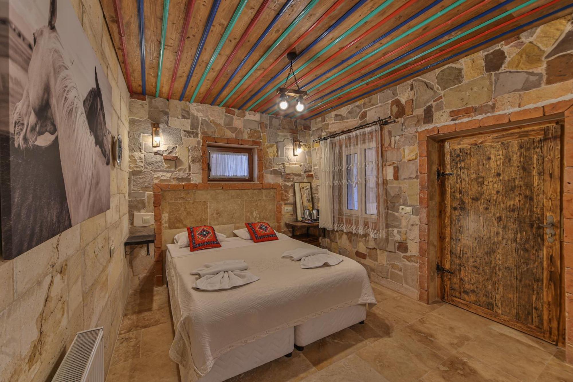 Luwian Stone House Hotell Göreme Exteriör bild